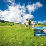 Alpenhaus فندق 4*