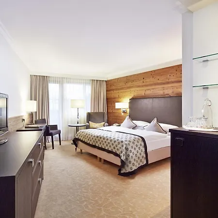 Szálloda Alpenhaus 4*