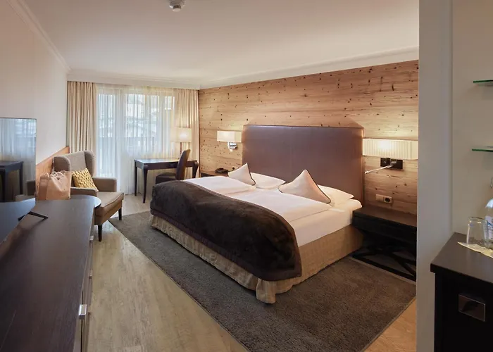 Alpenhaus Szálloda 4*